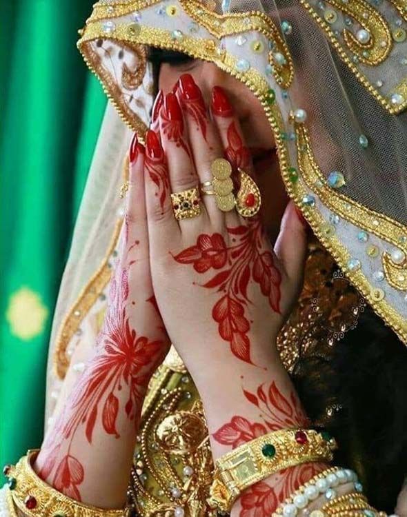 मन को किसी गह्वर में रखना है मुझे