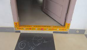नकारने के लिए  अपने आप को ही