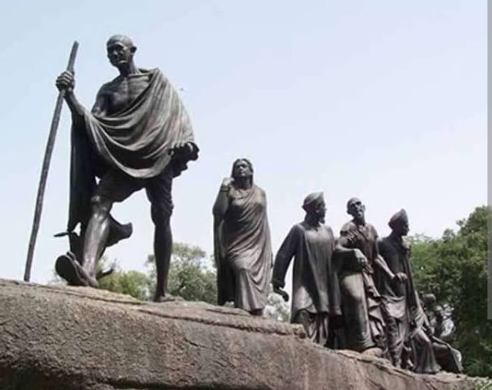 भीड़ पर भीड़-तंत्र